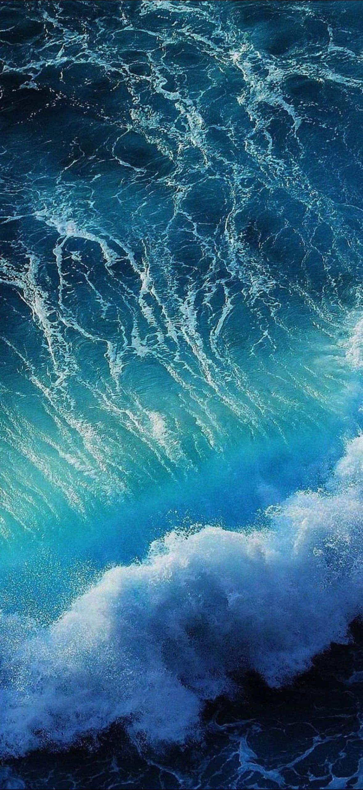 Ocean Wave Texture Wallpaper